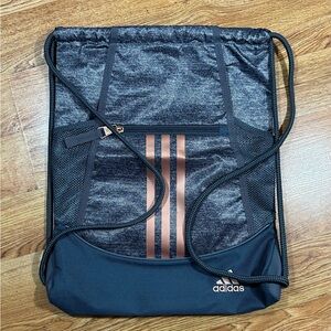 Adidas Drawstring Gray Front Pocket Mesh Side Pockets Gym Bag